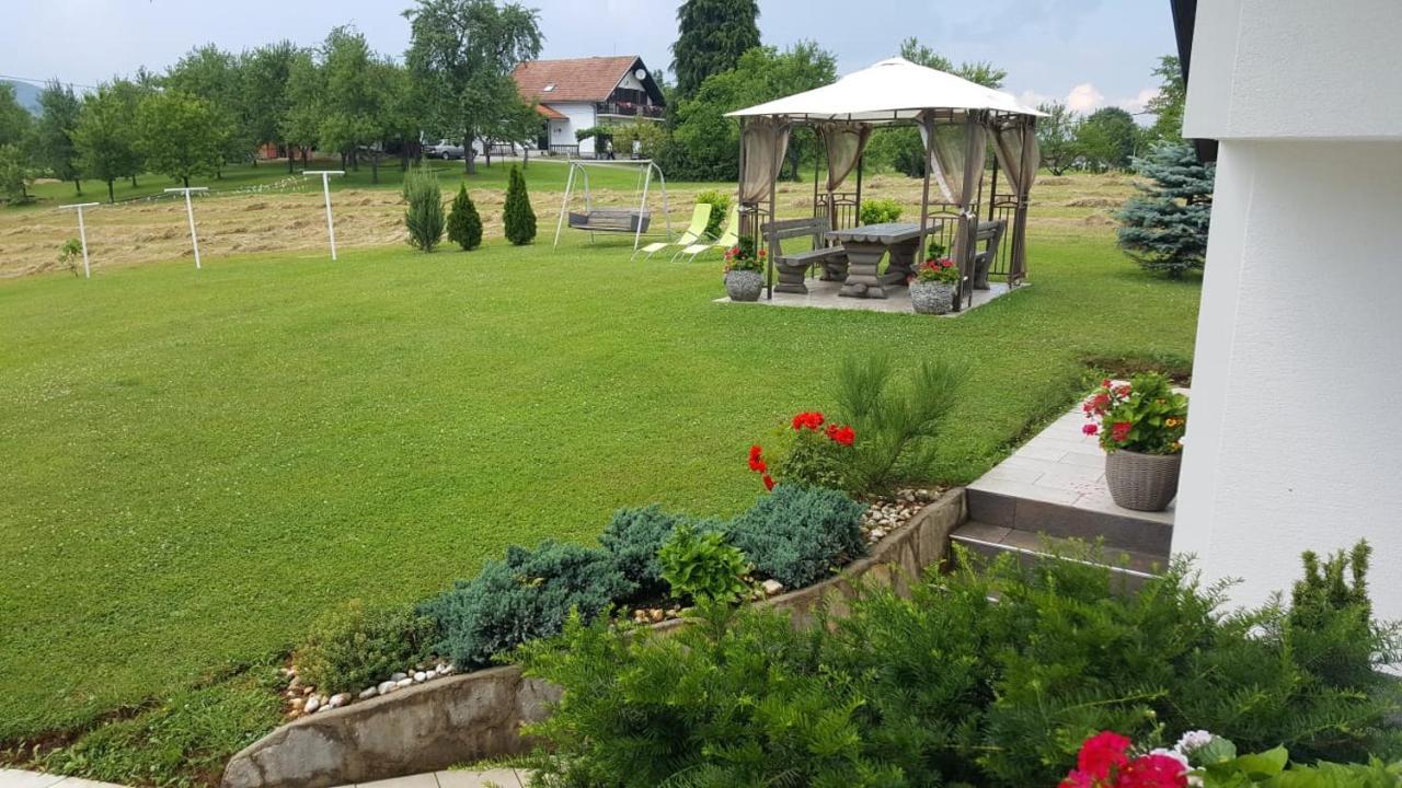 Готель Vukovic House Селище Дрежницько Екстер'єр фото