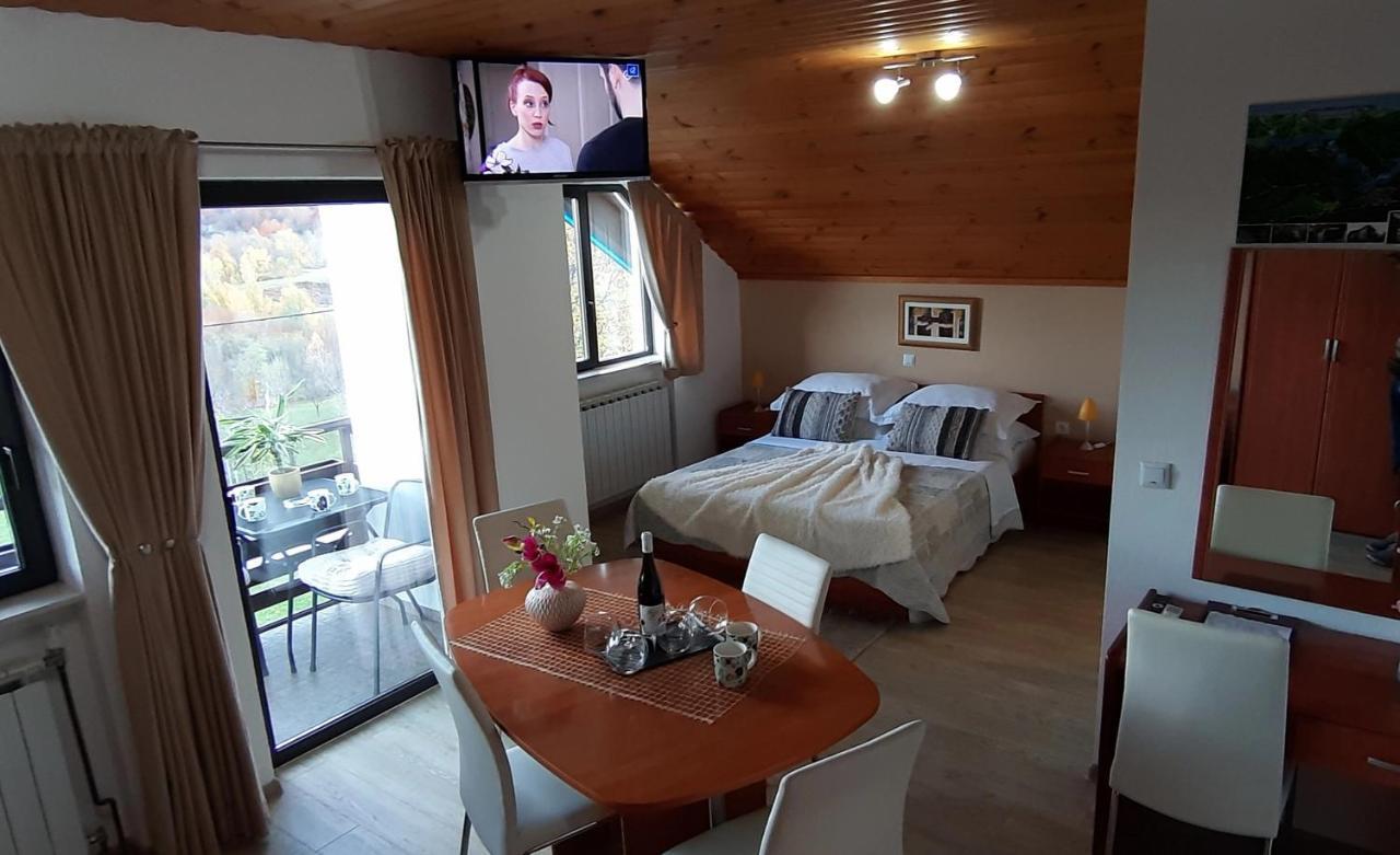 Готель Vukovic House Селище Дрежницько Екстер'єр фото